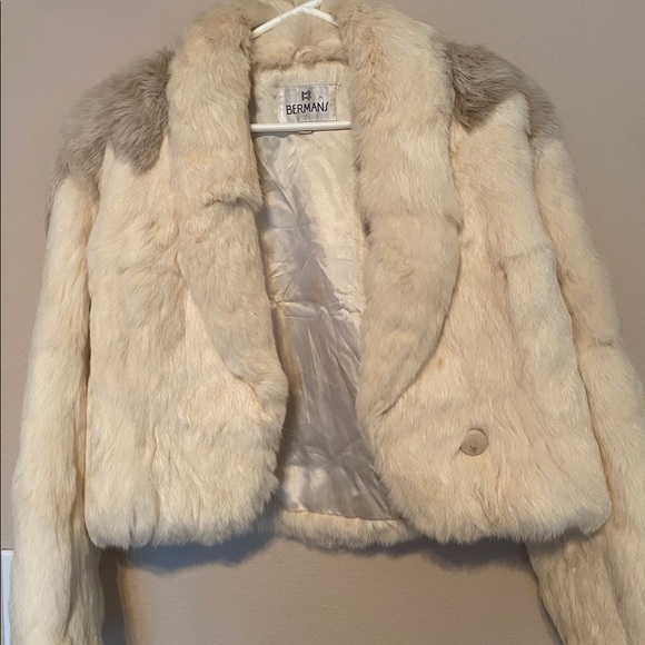 VINTAGE BERMANS FUR COAT - Picture 3 of 5